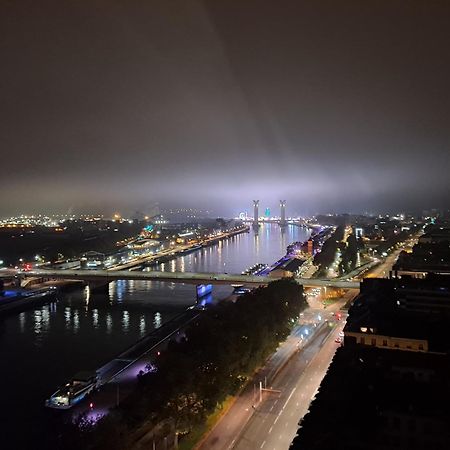 Sous Les Etoiles - Dans Le Plus Haut Gratte-Ciel Avec Garage Prive Rouen Exterior foto