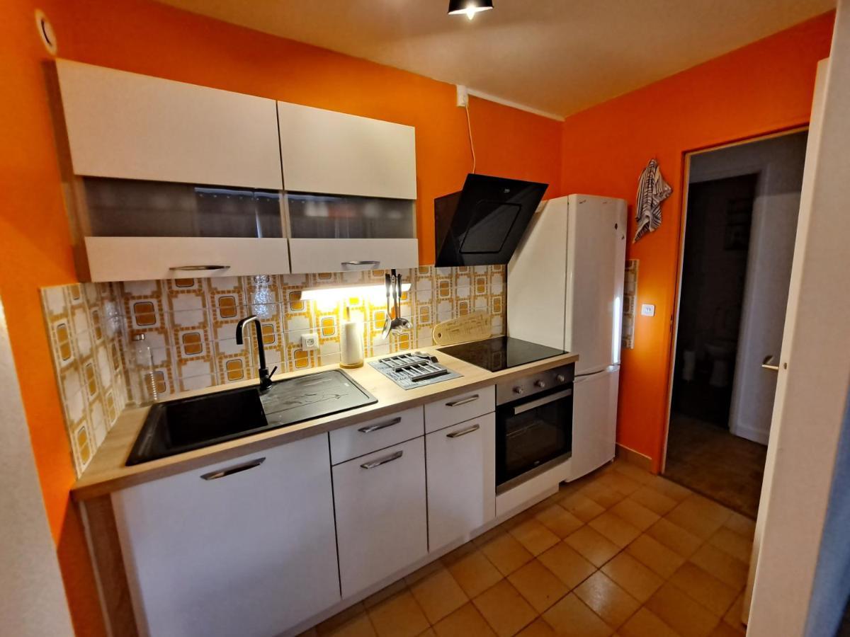 Sous Les Etoiles - Dans Le Plus Haut Gratte-Ciel Avec Garage Prive Rouen Exterior foto