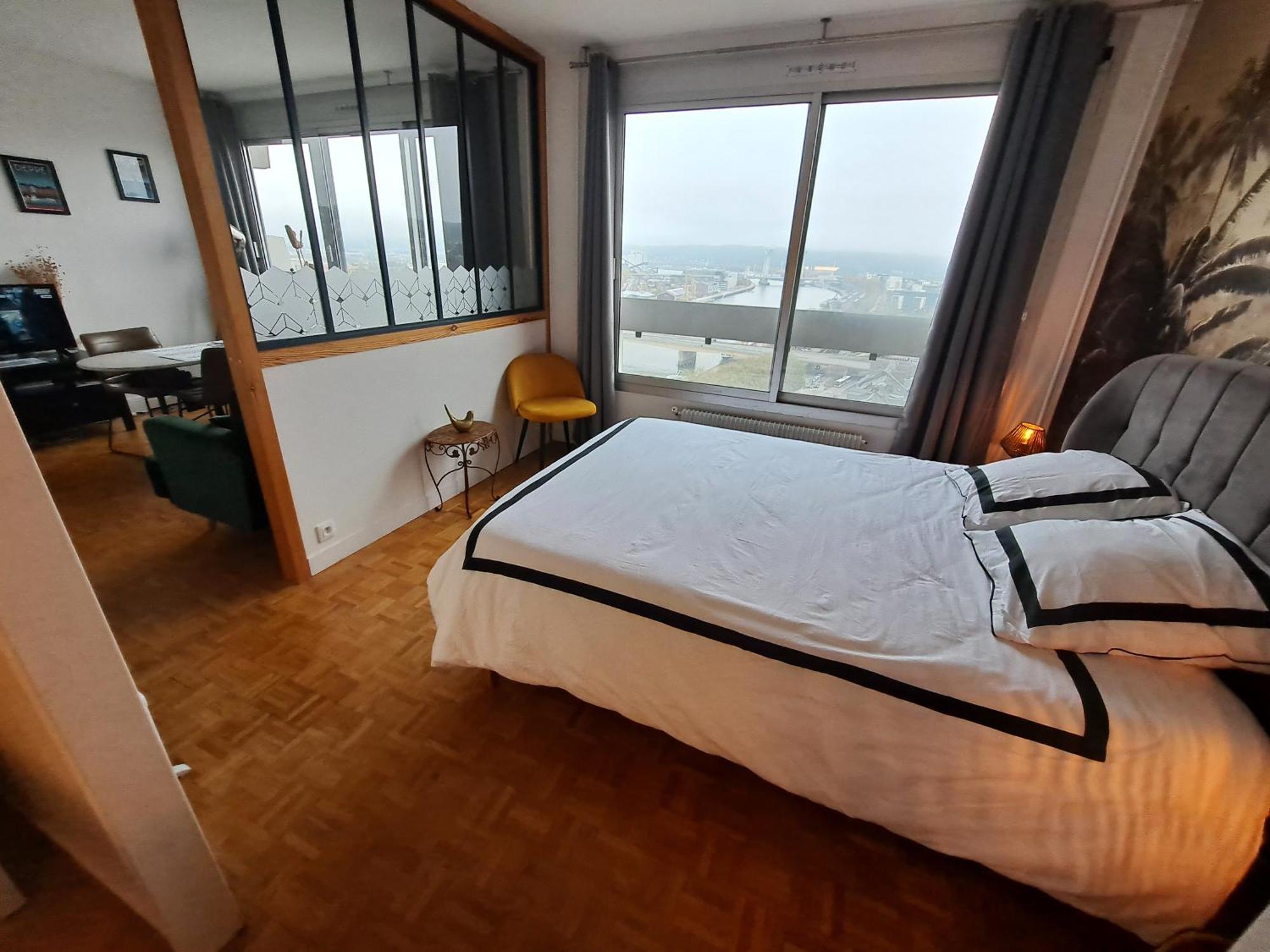Sous Les Etoiles - Dans Le Plus Haut Gratte-Ciel Avec Garage Prive Rouen Exterior foto
